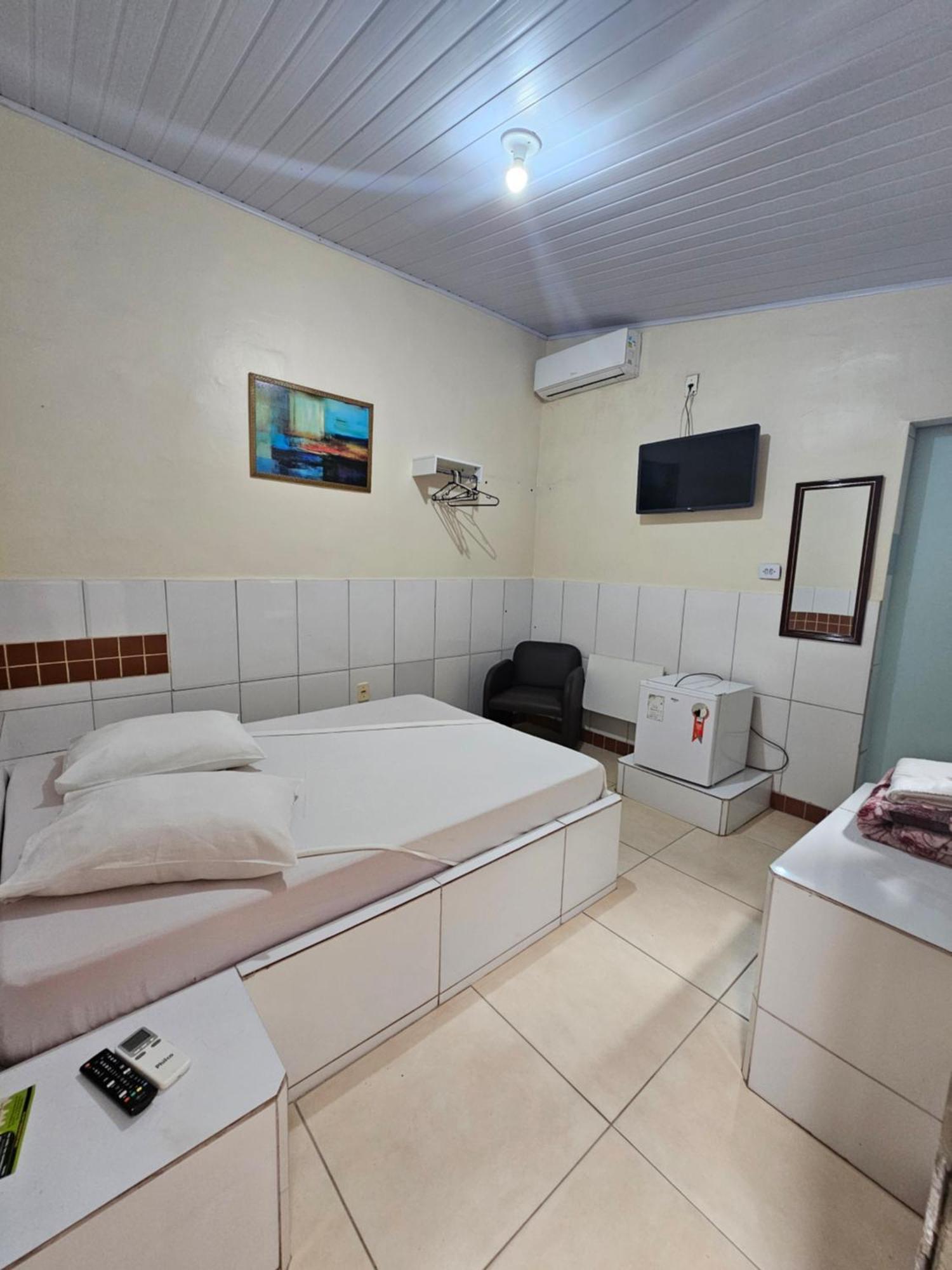 Arahra Hotel 阿帕雷西达迪戈亚尼亚 外观 照片