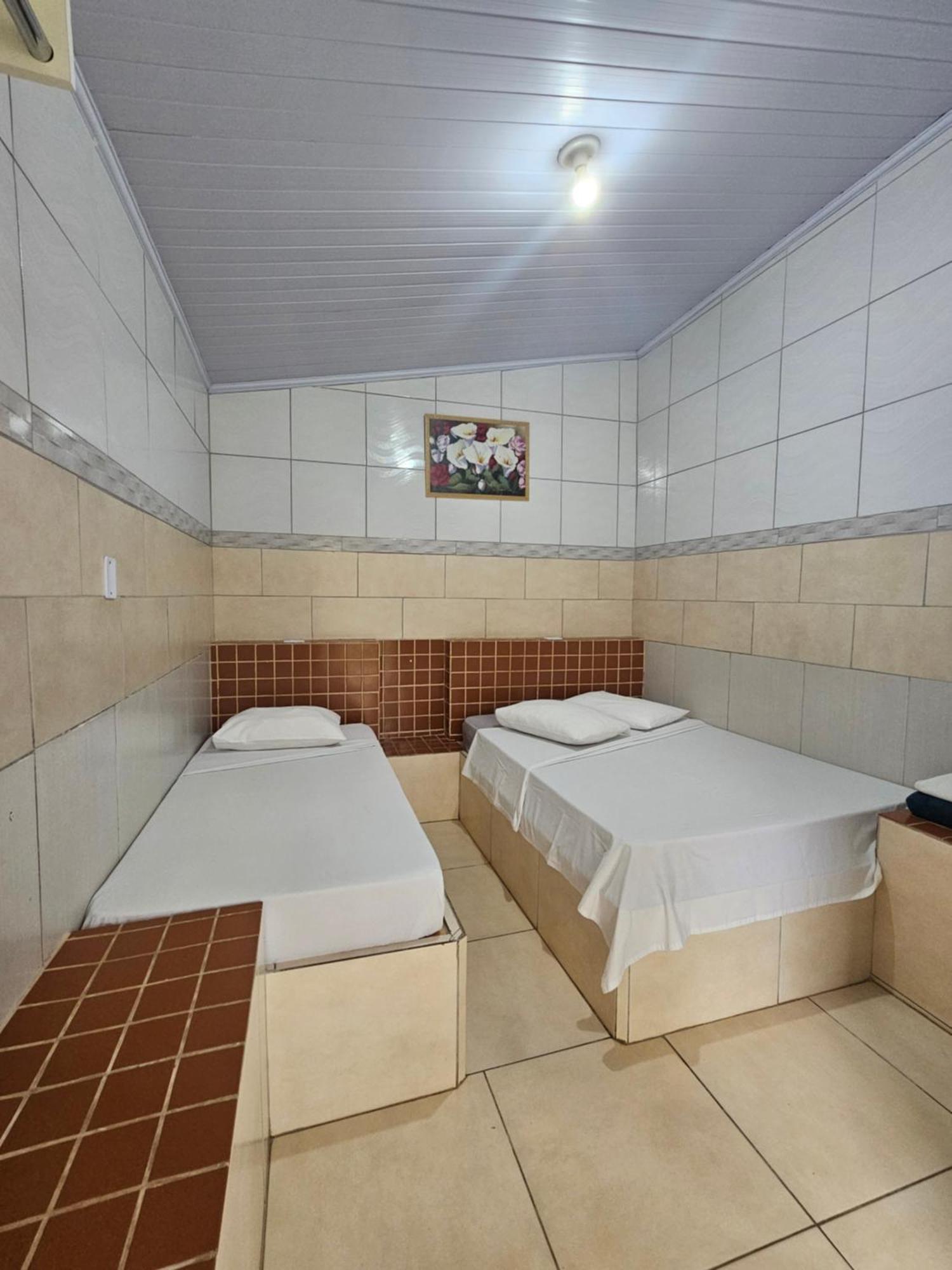 Arahra Hotel 阿帕雷西达迪戈亚尼亚 外观 照片